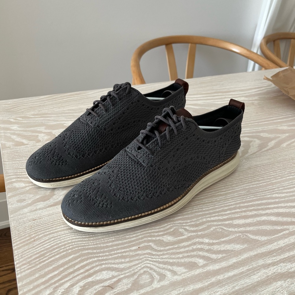 Cole Haan Grey Knit Oxford Shoes - 8